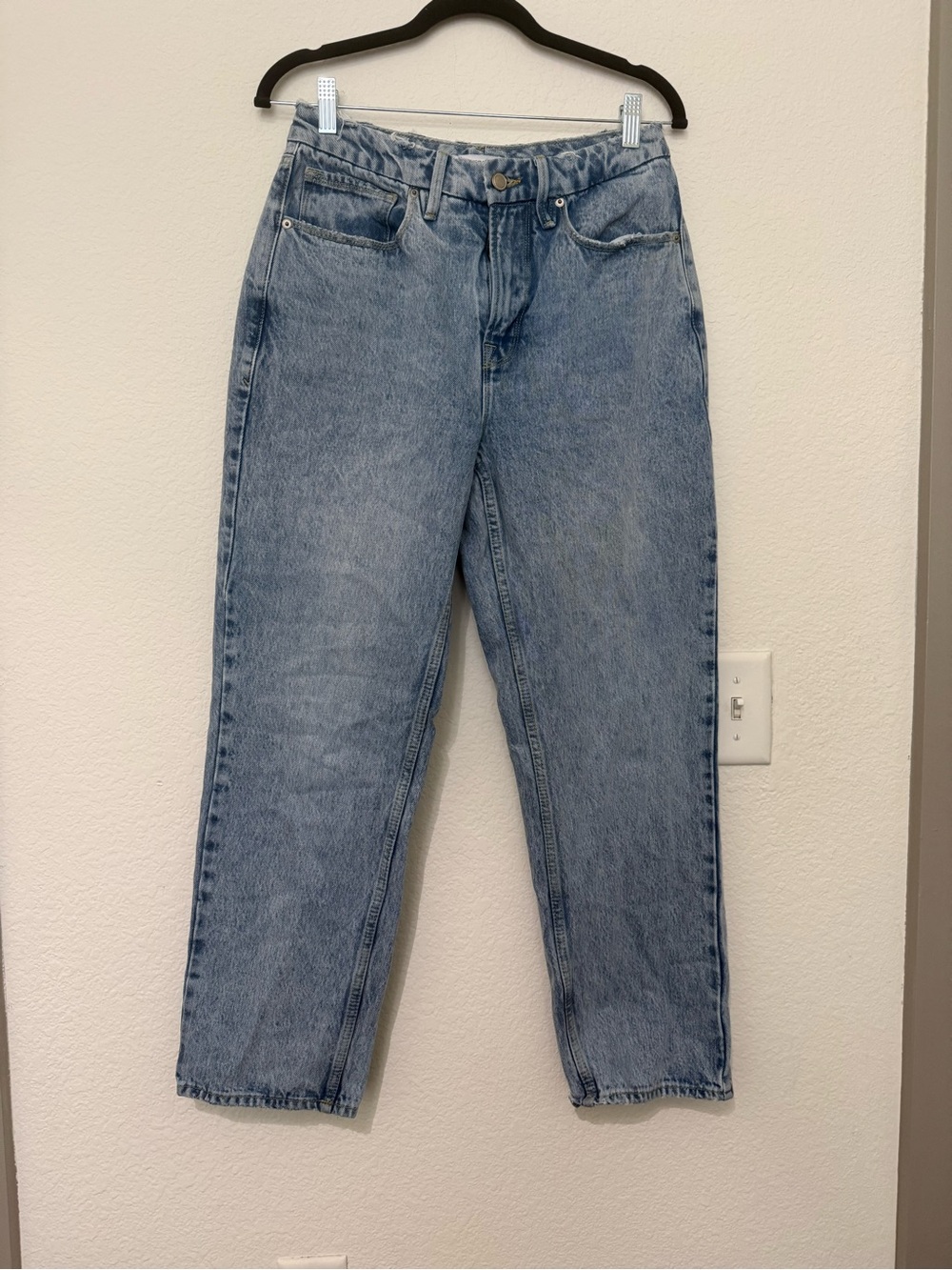 Good American Relaxed Fit Straight Leg Light Blue Denim Jeans